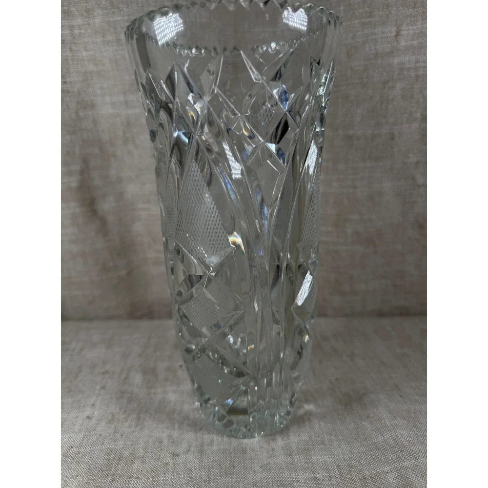 Vintage Crystal Glass Vase Good Deep Cut Diamond Pattern Scalloped Rim 10 inch